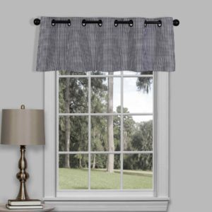 Black and White Collection – Houndstooth Grommet Valance